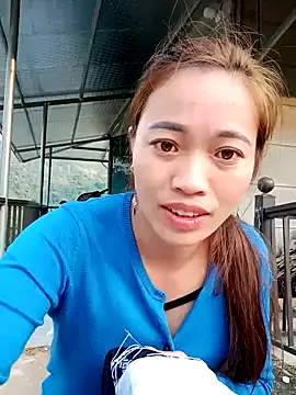 little-effy online show from 12.22.25