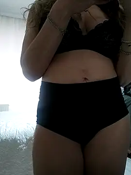 NovaMia online show from 02.18.26