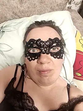 Snapshot of LimonLoveqw chatting on 12.15.25 LimonLoveqw online show from 12.15.25