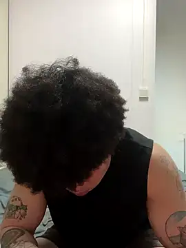 Snapshot of cutestpenis chatting on 12.15.25 cutestpenis online show from 12.15.25