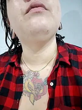 Snapshot of Divine_Pouvoir chatting on 01.18.26 Divine Pouvoir online show from 01.18.26