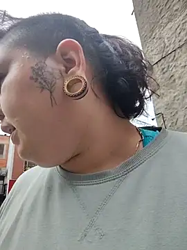 Snapshot of Divine_Pouvoir chatting on 02.25.26 Divine Pouvoir online show from 02.25.26