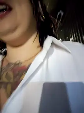 Divine Pouvoir online show from 04.02.26