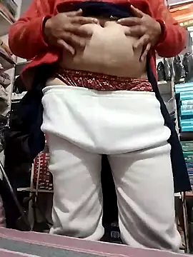 Sweet Couple 01 online show from 12.17.25