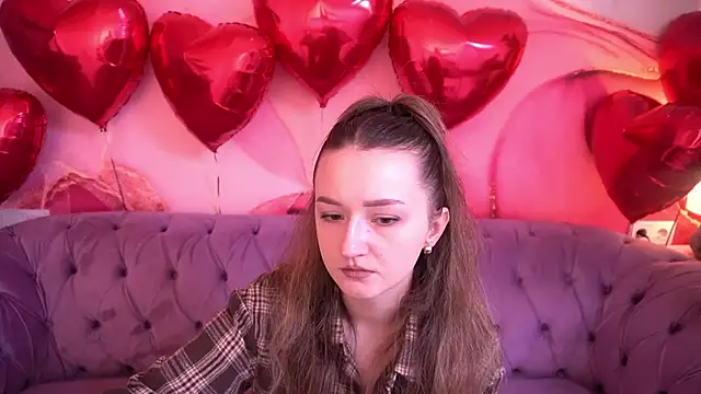 CyrenaLuxe online show from 02.11.26