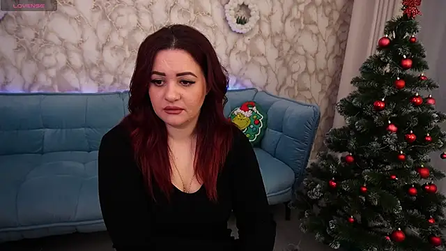 Snapshot of DiamondShadoww chatting on 12.16.25 DiamondShadoww online show from 12.16.25