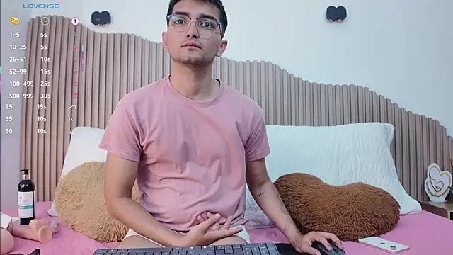 Archie 77 online show from 02.20.26