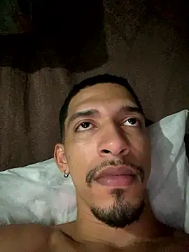 Snapshot of rocchw chatting on 01.12.26 rocchw online show from 01.12.26