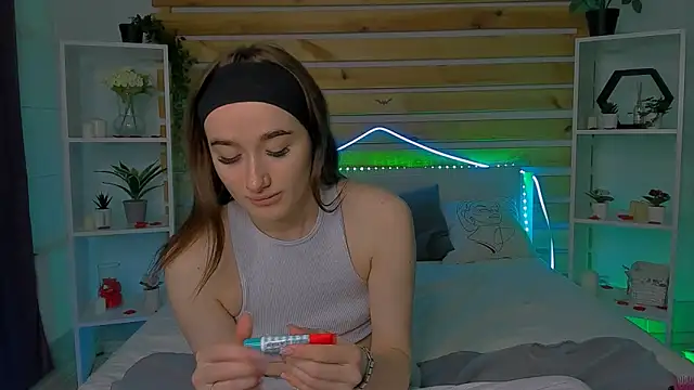 Evis Dailyy online show from 02.12.26