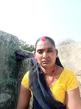 Snapshot of Mohni_pal chatting on 12.15.25 Mohni pal online show from 12.15.25