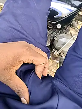 Snapshot of loki-king-143 chatting on 12.16.25 loki-king-143 online show from 12.16.25