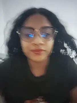 Snapshot of DAFNNEE_HOT chatting on 06.12.26 DAFNNEE HOT online show from 06.12.26