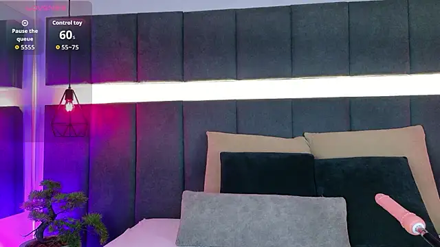 luna blannco online show from 02.02.26