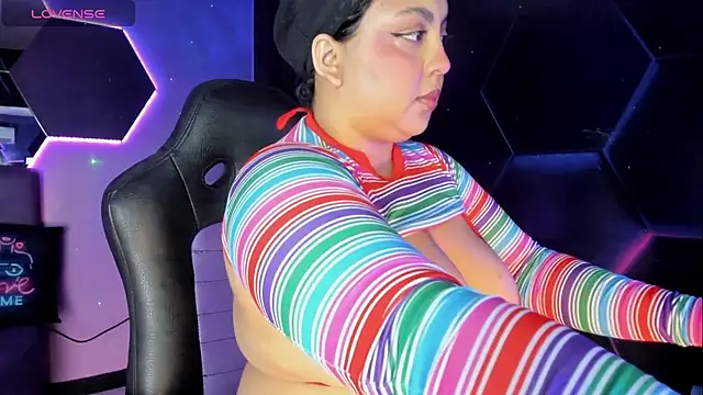 EVANGELIINE 21 online show from 05.22.26