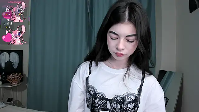 LisaColee online show from 03.02.26