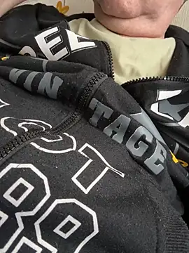 csikar online show from 12.21.25