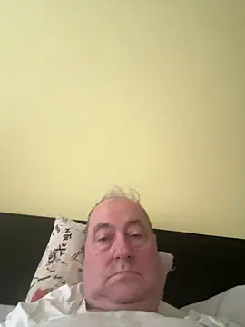 csikar online show from 04.17.26