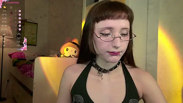 MiraJades online show from 04.05.26