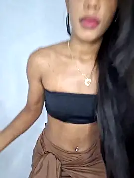 meenina veneno online show from 02.13.26