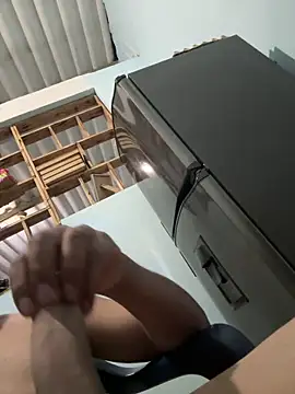 Snapshot of Jim_Ornajela chatting on 12.17.25 Jim Ornajela online show from 12.17.25