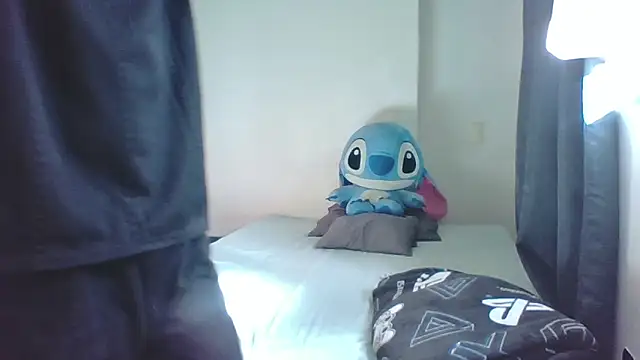 Snapshot of Glen_connor_11 chatting on 12.13.25 Glen connor 11 online show from 12.13.25