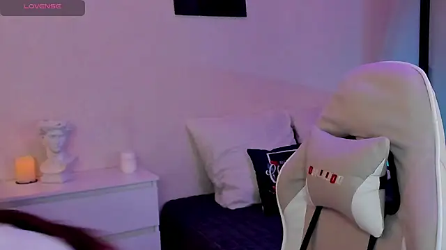  Valleria  online show from 01.16.26