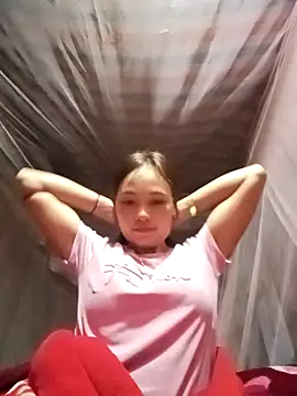 Snapshot of Phyya_K2 chatting on 12.13.25 Phyya K2 online show from 12.13.25