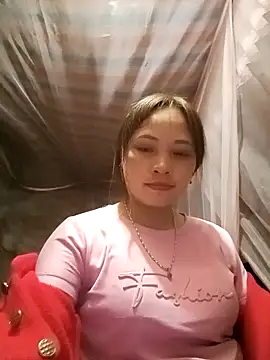 Snapshot of Phyya_K2 chatting on 12.15.25 Phyya K2 online show from 12.15.25