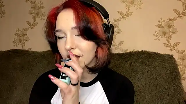 EmilyVeiro online show from 02.12.26