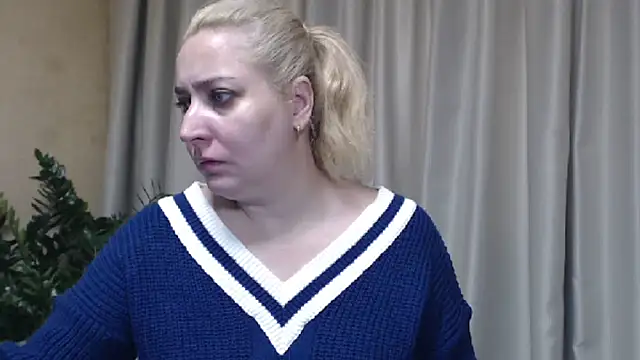 sweetpussy13 online show from 10.30.25