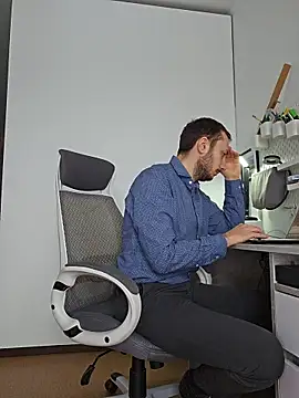 Snapshot of Lovebackground chatting on 01.15.26 Lovebackground online show from 01.15.26