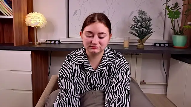 SolHaukaas online show from 12.21.25