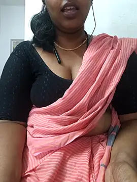 Snapshot of pattupattuma27 chatting on 02.10.26 pattupattuma27 online show from 02.10.26