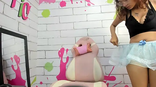 Jadde Greyy  online show from 03.20.26