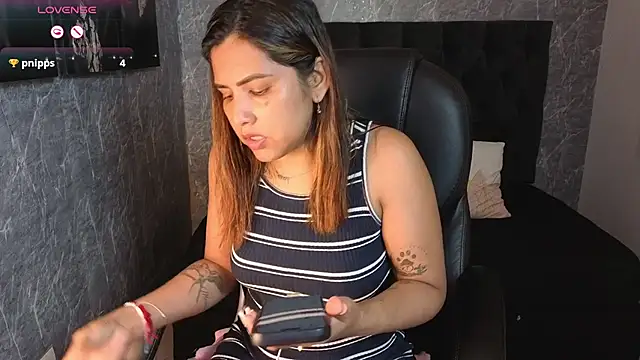 scarletbaker   online show from 12.18.25