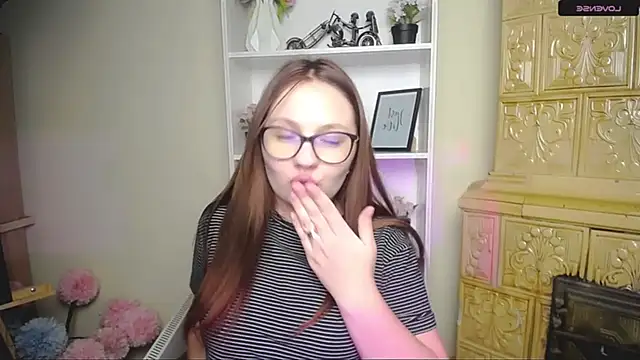 LiliaErmi online show from 12.21.25