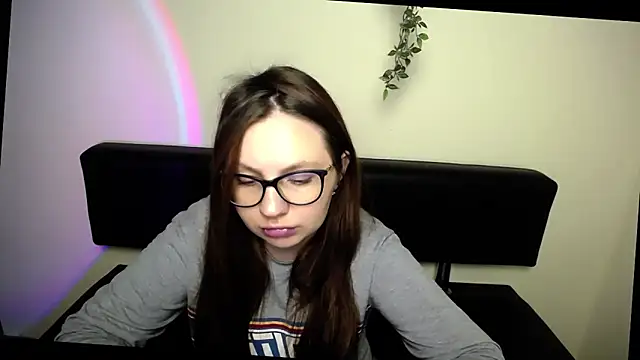 LiliaErmi online show from 04.16.26