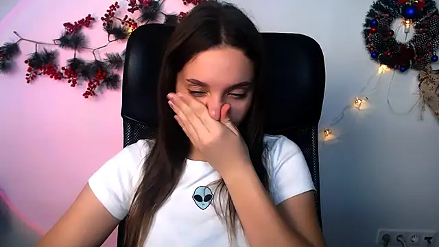 ElissXw online show from 12.14.25