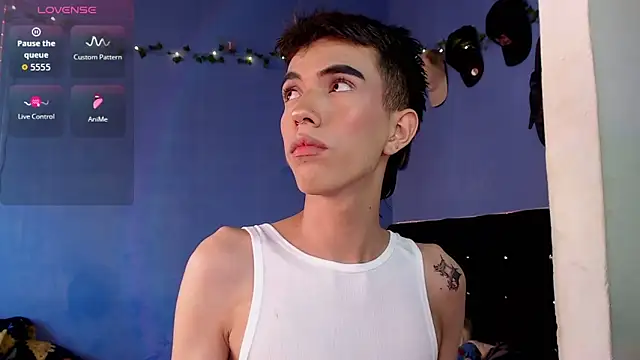 Juan Gomezz26 online show from 06.14.26