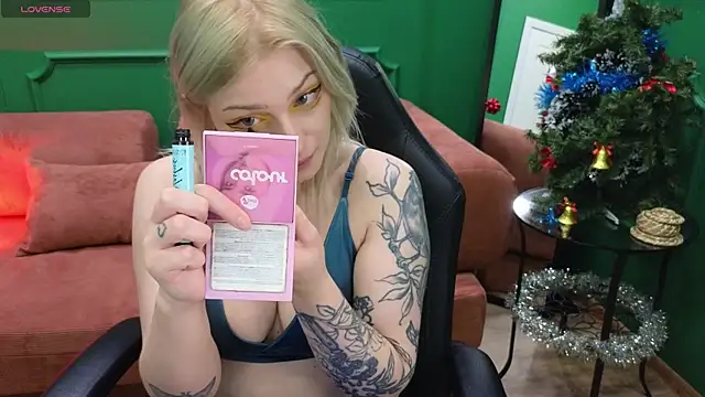 Aska Asami online show from 12.16.25