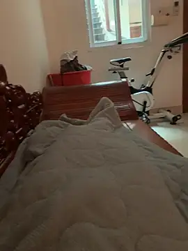 Phuc214055 online show from 12.15.25