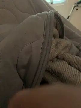 Phuc214055 online show from 12.16.25