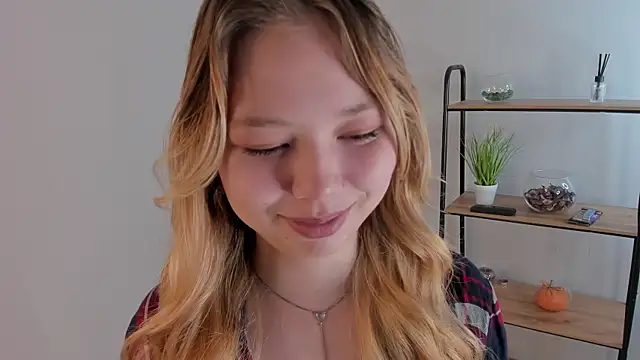 Kim Northav online show from 12.21.25