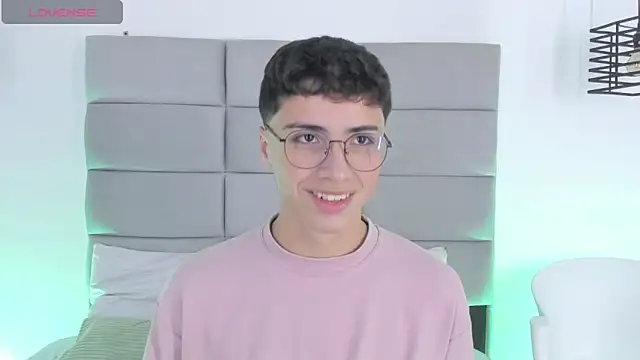 JoshClaarktt online show from 03.17.26