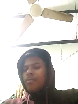 Snapshot of Niteenku chatting on 12.18.25 Niteenku online show from 12.18.25