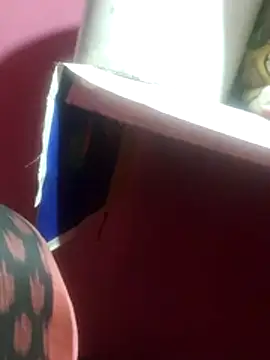 Snapshot of Soniya5533 chatting on 12.15.25 Soniya5533 online show from 12.15.25