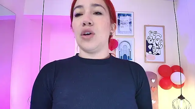 Snapshot of Celestee15_ chatting on 02.14.26 Celestee15 online show from 02.14.26