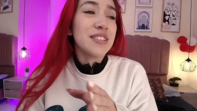 Snapshot of Celestee15_ chatting on 04.23.26 Celestee15 online show from 04.23.26