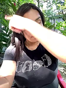 Sara milf33 online show from 12.13.25