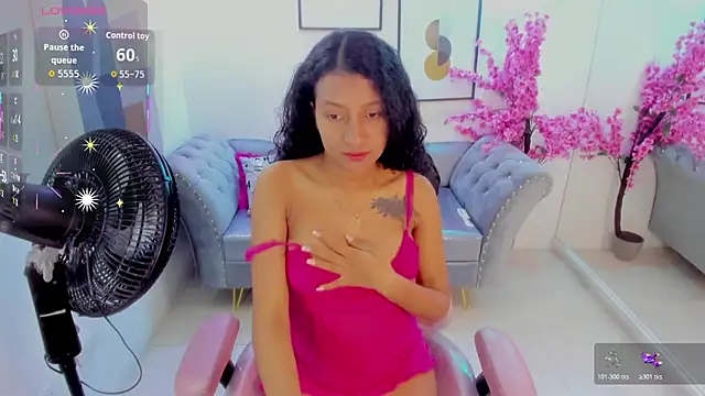 Snapshot of Nina_willyams chatting on 02.06.26 Nina willyams online show from 02.06.26
